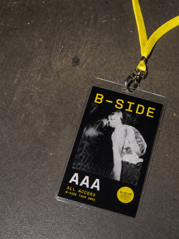 B-SIDE Laminate angle view